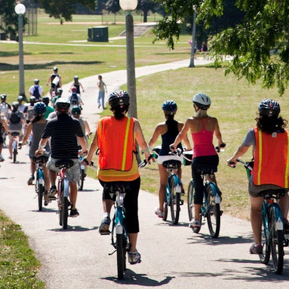 Lakefront Neighborhoods Bike Tour