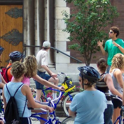 Bikes, Bites & Brews® Chicago’s Signature Dishes Bike Tour