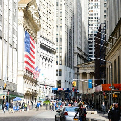 Lower Manhattan, Fearless Girl in front of the New York Stock Exchange