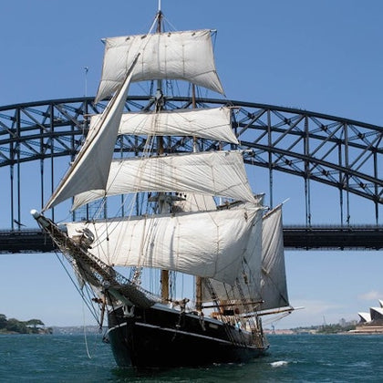Sydney Harbour: Tall Ship Lunch Cruise