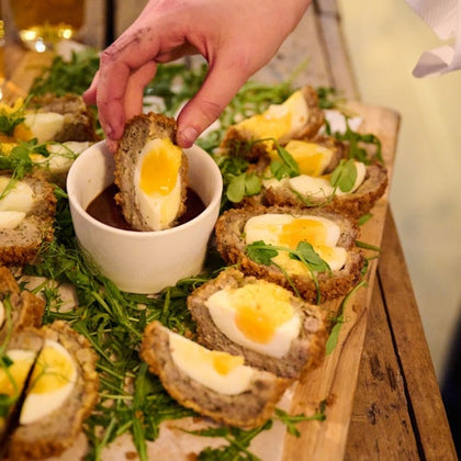 Tastes, Tales & Traditional Ales: Food Tour of London's Historic Pubs