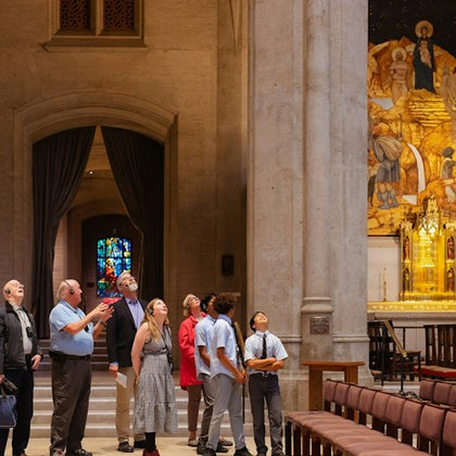 Guided tour at the Chapel of Nativity