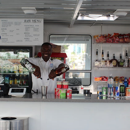 Miami: Panoramic City Tour + Yacht Cruise