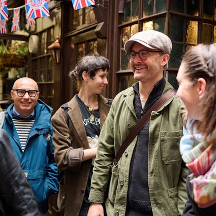 Tastes, Tales & Traditional Ales: Food Tour of London's Historic Pubs