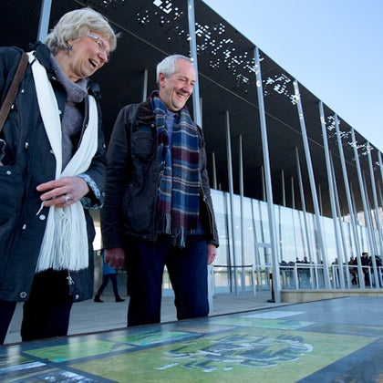 Stonehenge: Admission with Audio Guide + Transport from London