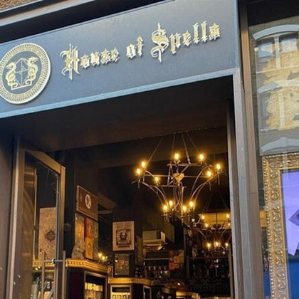 London's Palaces, Parliament, and Harry Potter Walking Tour