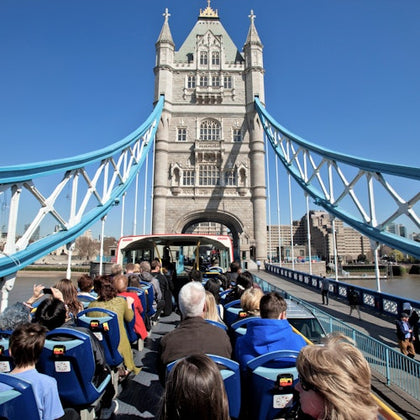 Moco Museum + Tootbus London Hop-on Hop-off Bus Tour