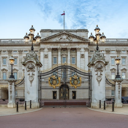 Babylon Tours Royal Tour with entry to Buckingham Palace
