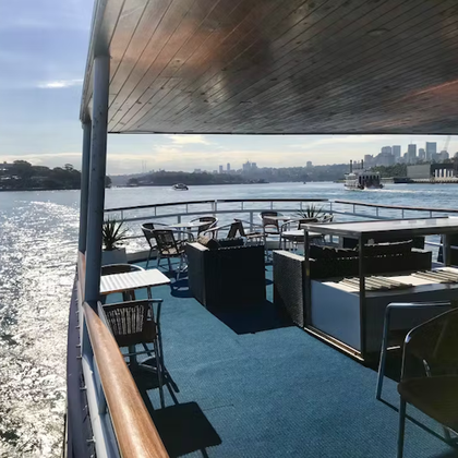 Sydney Harbour: Discovery Cruise + Buffet Lunch