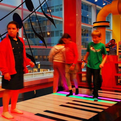 FAO Schwarz toy store