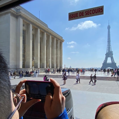 Guide tour of Paris