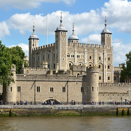 Tower of London: Guided Tour with a Beefeater