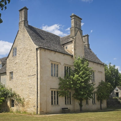 Cogges Manor Farm