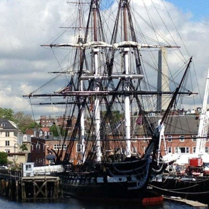 Boston Harbor: 1-Hour Historic Sightseeing Cruise