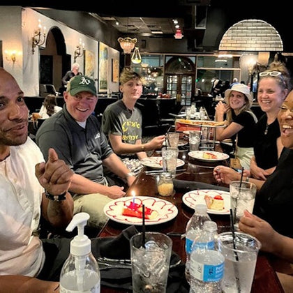 Make new friends and enjoy laughs together while eating delicious food!