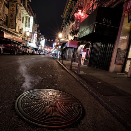 Image of the streets of Chinatown taken at night