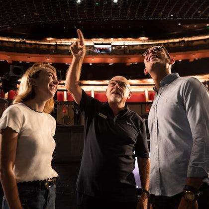 Sydney Opera House: Backstage Tour with Breakfast