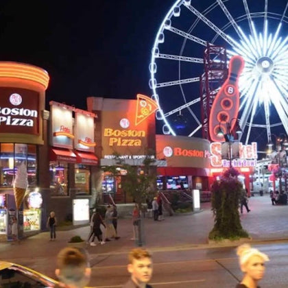 Clifton Hill - Niagara's "mini-vegas" village