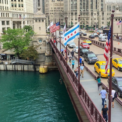 DuSable Bridge on Michigan Avenue