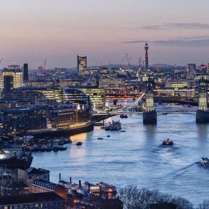 Combi Ticket: Westminster Walking Tour, River Cruise & The Shard
