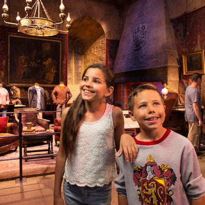 Harry Potter Warner Bros. Studio London: Entry + Roundtrip Transport