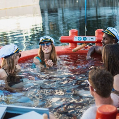 Skuna_Hot_Tub_Boat_Tour_London