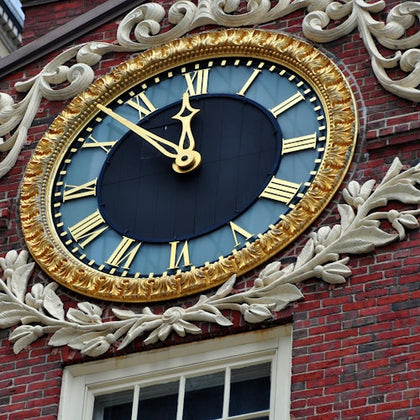 Experience the history and architecture of Revolutionary Boston—up close and on foot