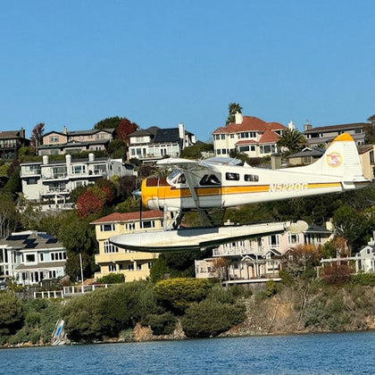 Sea plane landing near by on Bay 