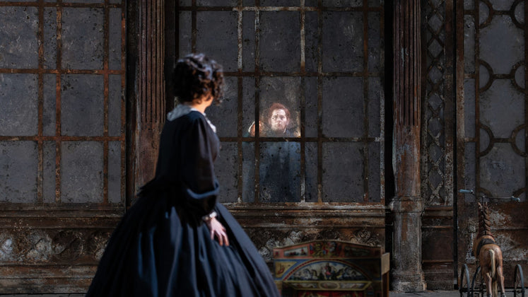 The Turn of the Screw - Canadian Opera Company
