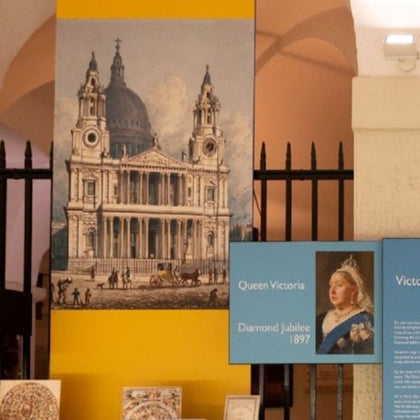 Harry Potter Walking Tour, St Paul’s Cathedral and River Cruise Tickets