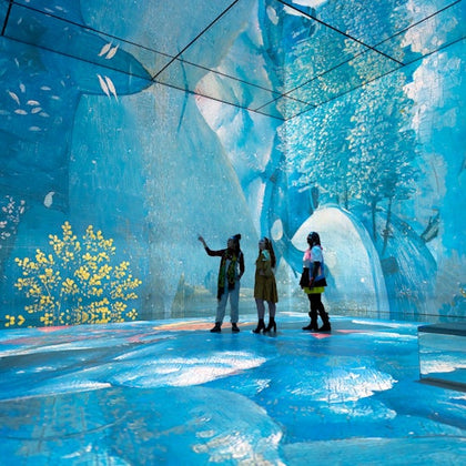 London: Moco + Frameless