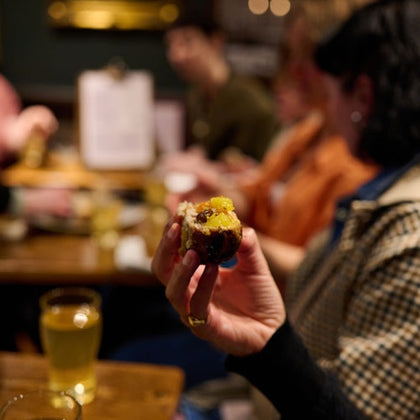 Tastes, Tales & Traditional Ales: Food Tour of London's Historic Pubs