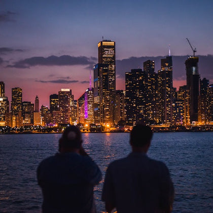 Lake Michigan & Chicago River: 1.5-Hr Night Sightseeing Cruise