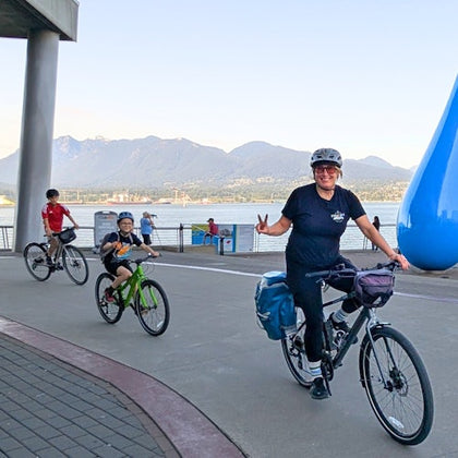 Family Stanley Park Bike Tour