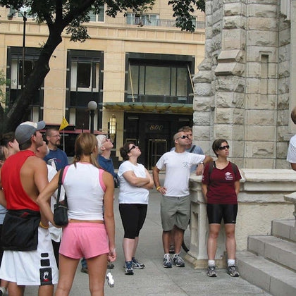 Chicago Favorites Walking & Food Tour
