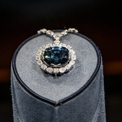 The Hope Diamond, a cursed gem!