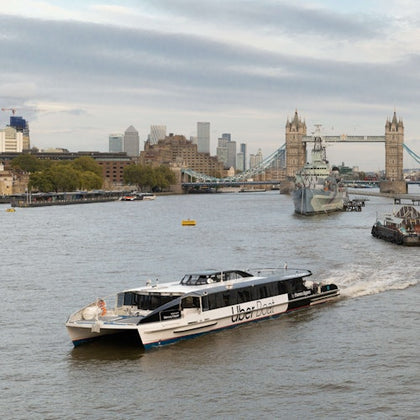 London: Roundtrip Uber Boat + Evening Bus Tour
