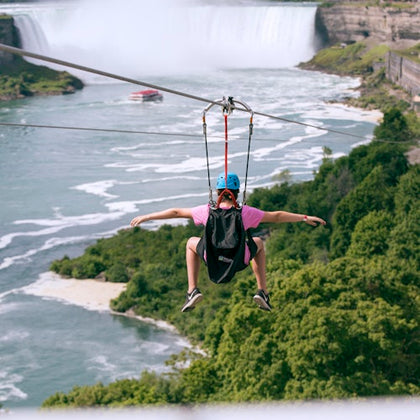 WildPlay Niagara Falls: Zipline to the Falls