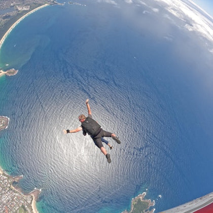 Skydiving with BIGWAVE SKYDIVE