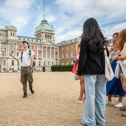 Explore classic London!