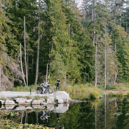 Family Stanley Park Bike Tour