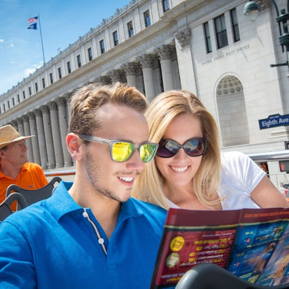 1-Day Hop on Hop off + Statue of Liberty and Ellis Island 