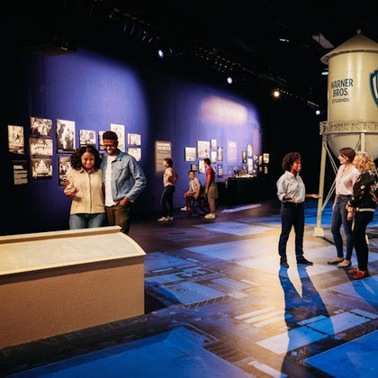 Hollywood Star Tour + Warner Bros. Studio Tour Hollywood