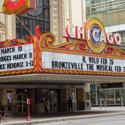 The Chicago Theatre Tour Experience