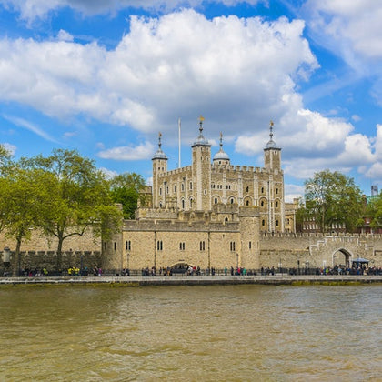Tower of London & Tower Bridge: Early-Access with Guided Tour