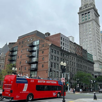 Boston hop-on hop-off sightseeing tour.