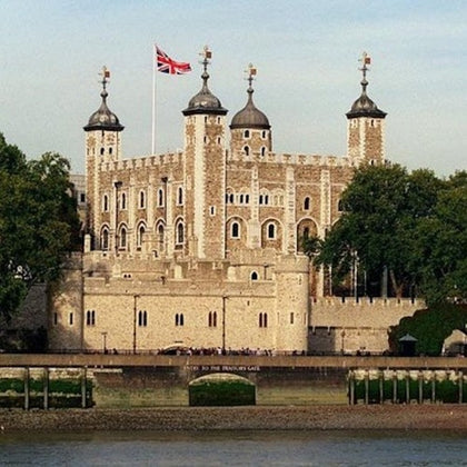Westminster Walking Tour, River Cruise & Tower of London